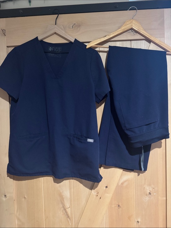 Figs Other - Figs women’s Navy Medical Scrub Set - Dark Blue/navy